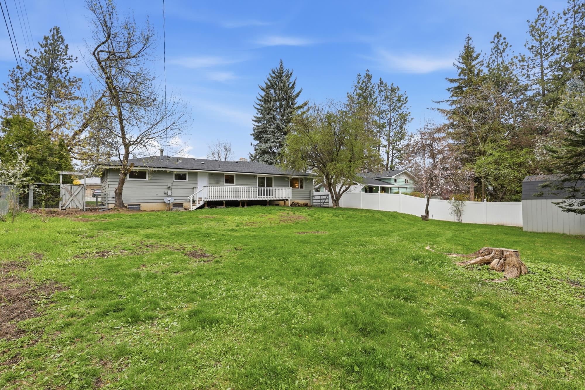 2420 E 39th Ave - Photo 34