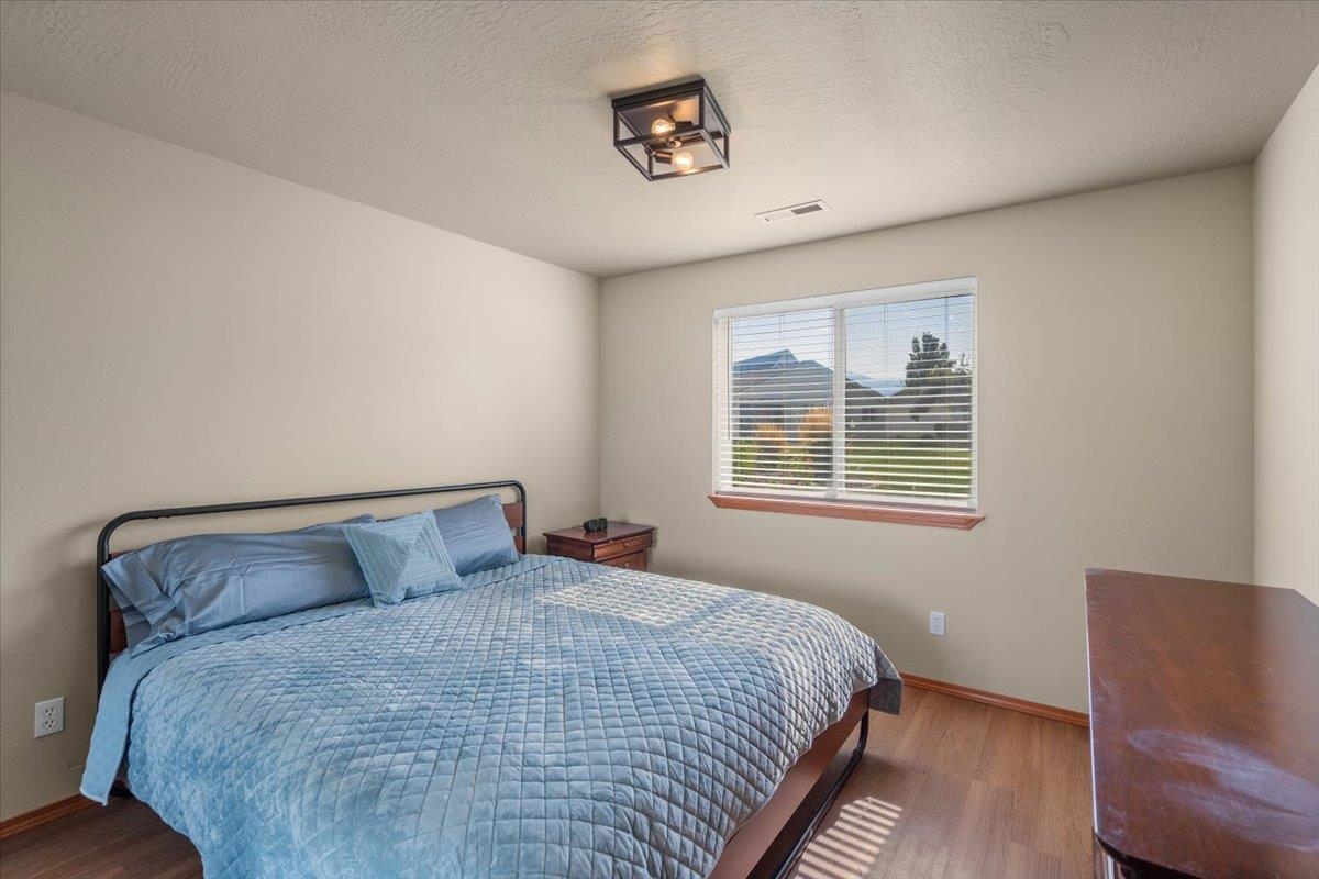 23012 E Oldenburg Ln - Photo 11
