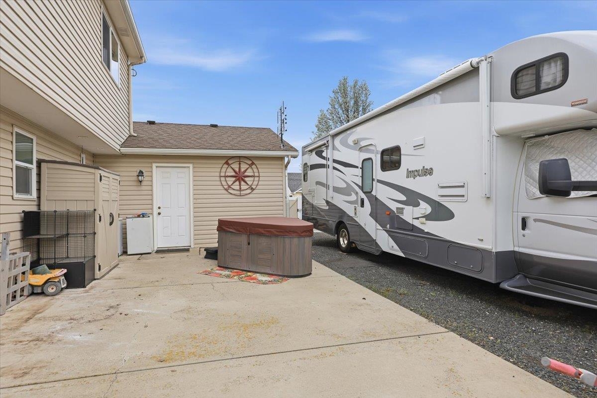 810 E Collin Ave - Photo 40