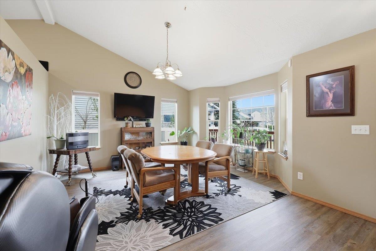810 E Collin Ave - Photo 8
