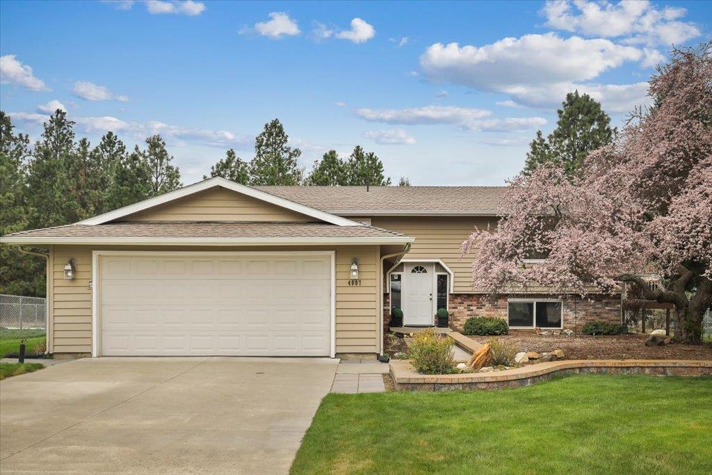 4007 S FOREST MEADOWS Dr - Photo 1