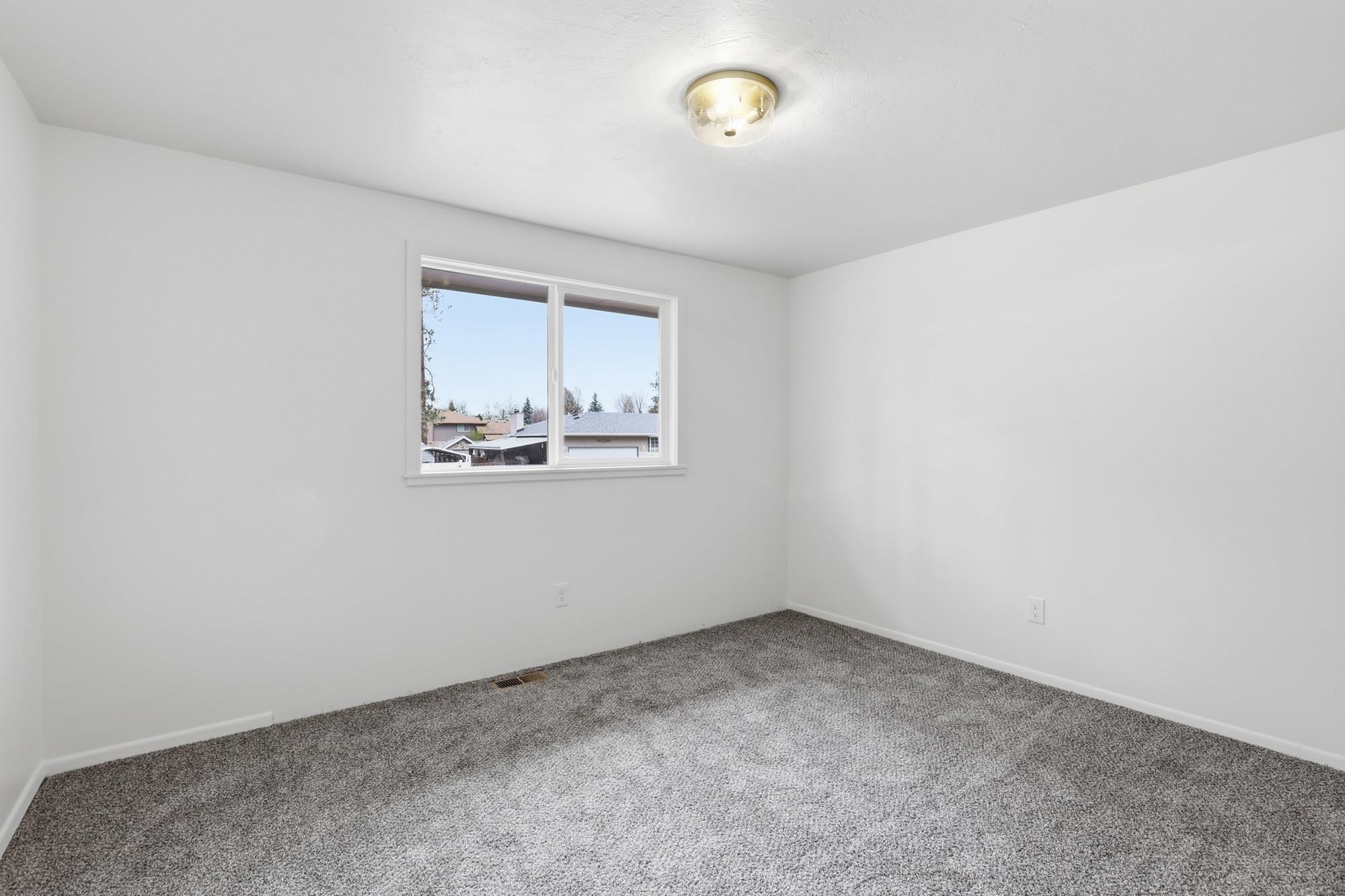 5611 W Lowell Ave - Photo 21