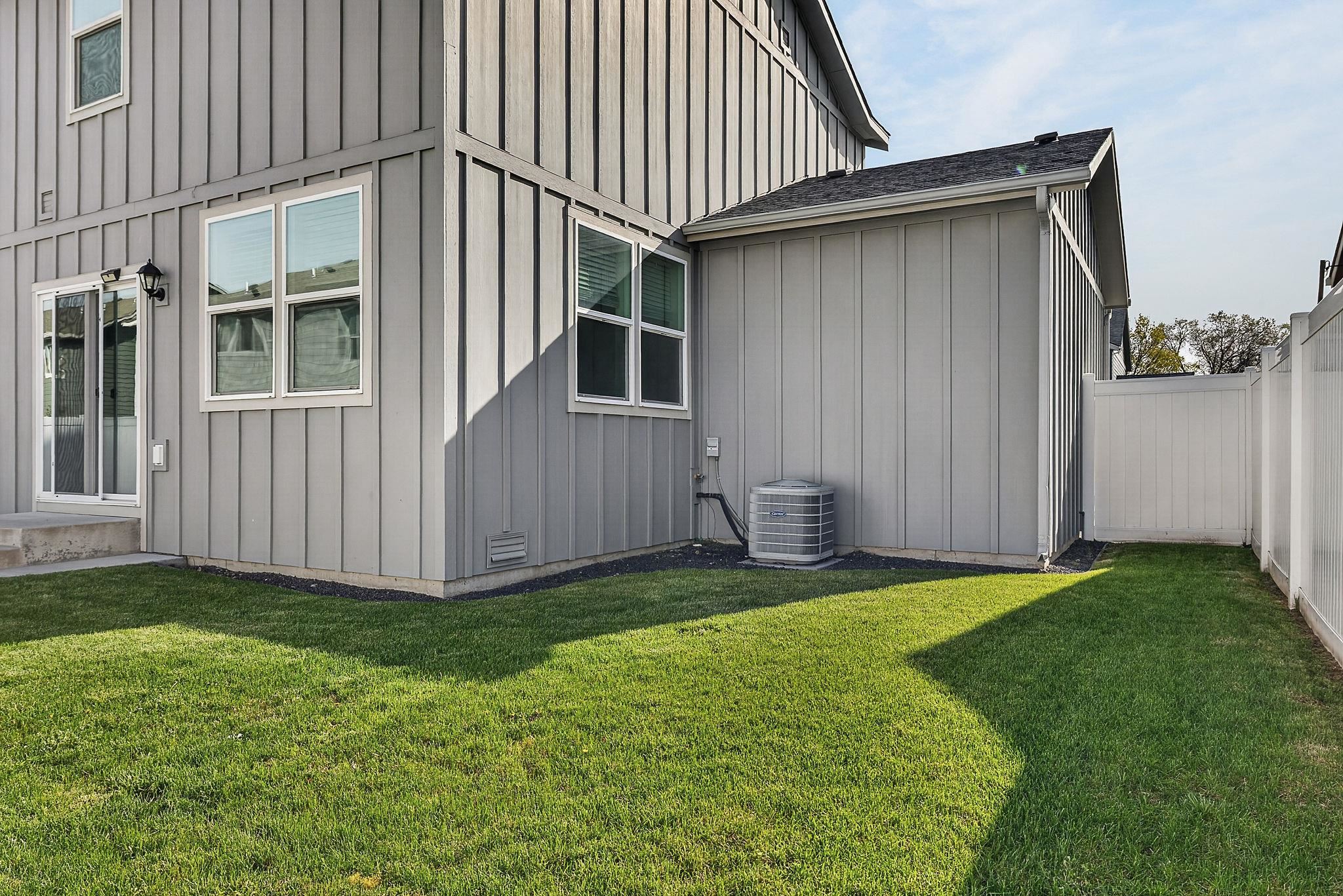 1007 N Viewmont Rd - Photo 39