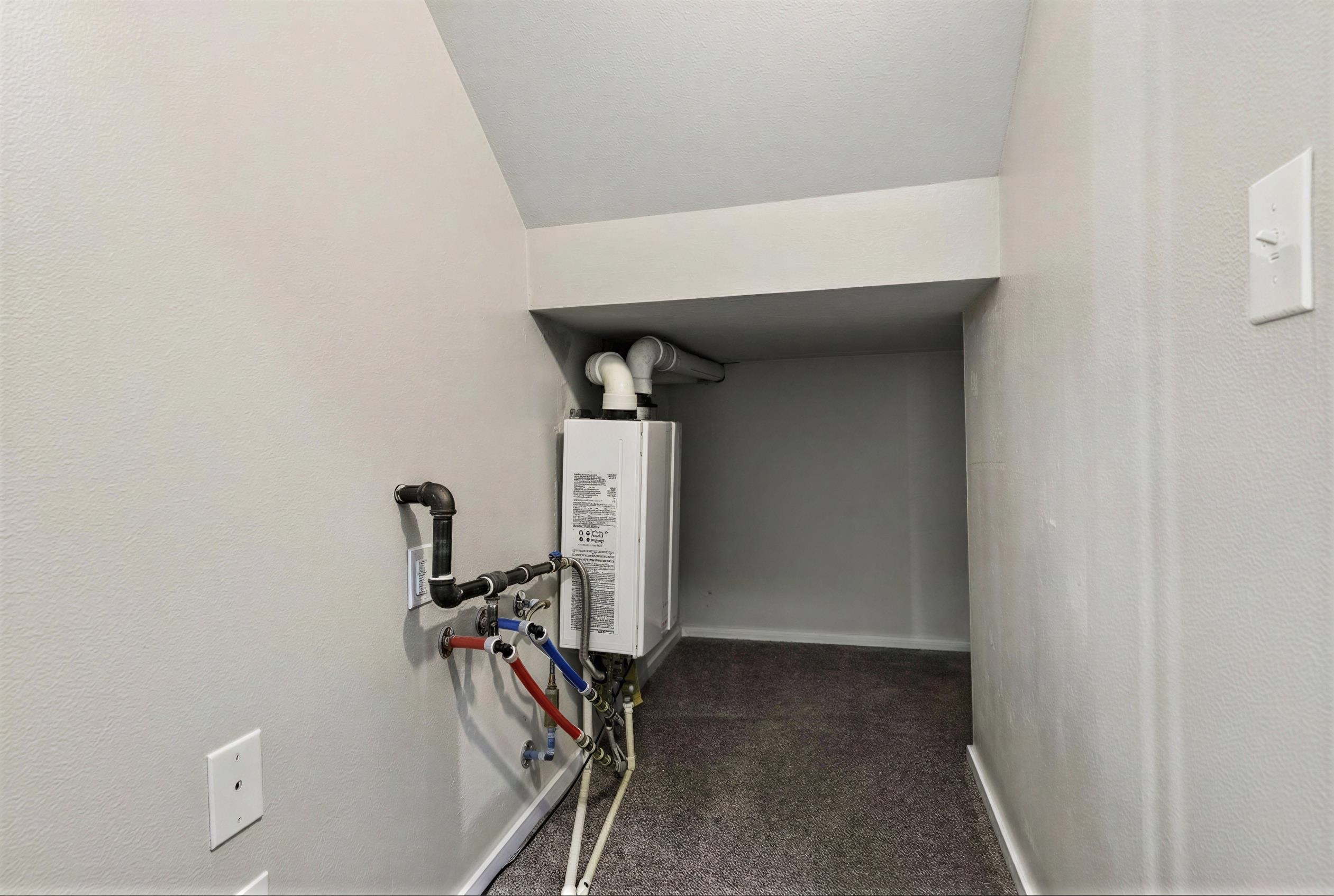 1007 N Viewmont Rd - Photo 42
