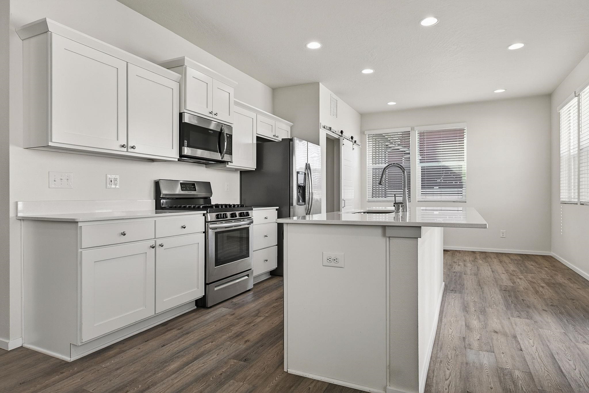 1007 N Viewmont Rd - Photo 6