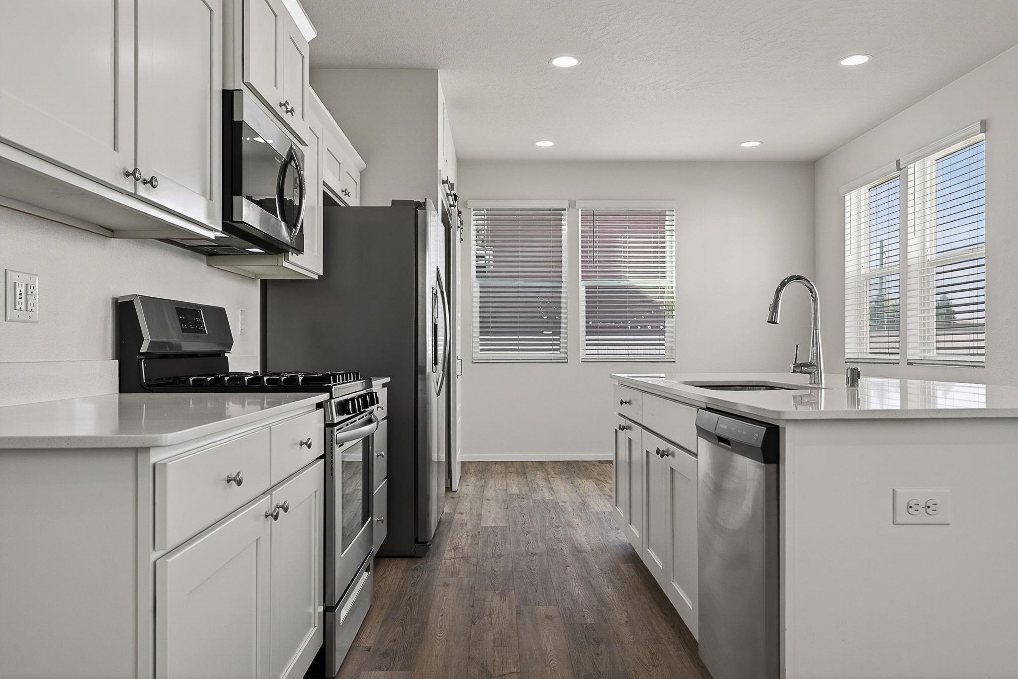 1007 N Viewmont Rd - Photo 7