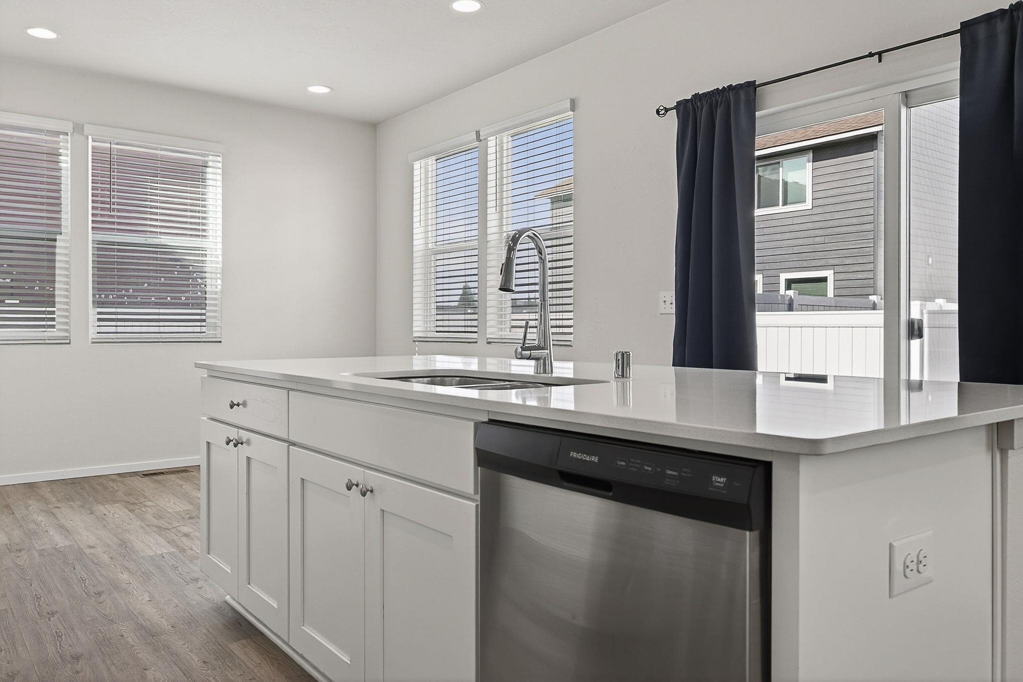 1007 N Viewmont Rd - Photo 9