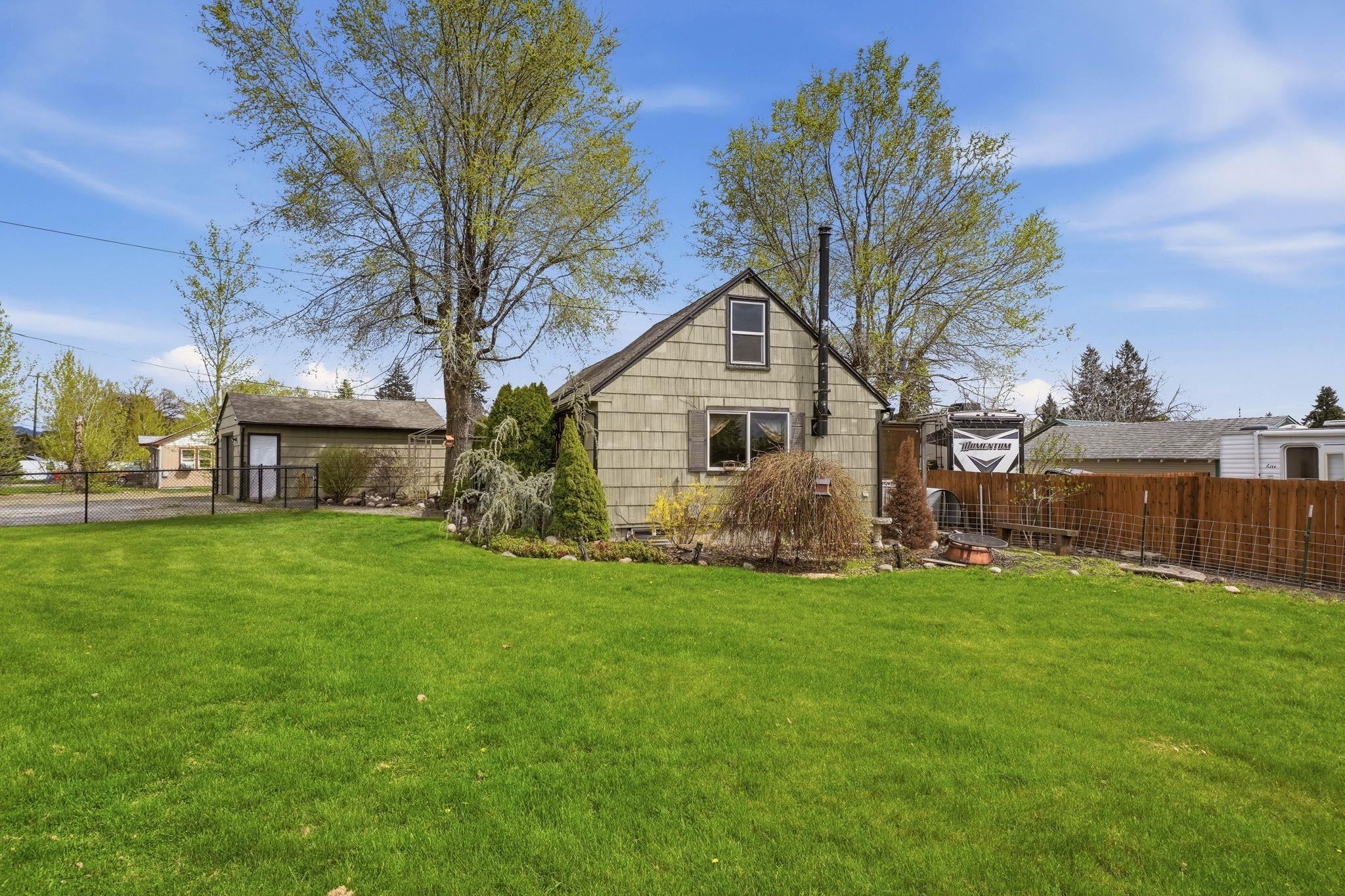 7712 E Utah Ave - Photo 3