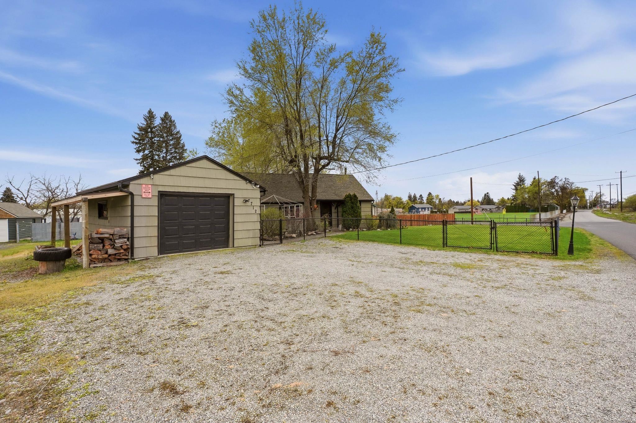 7712 E Utah Ave - Photo 34
