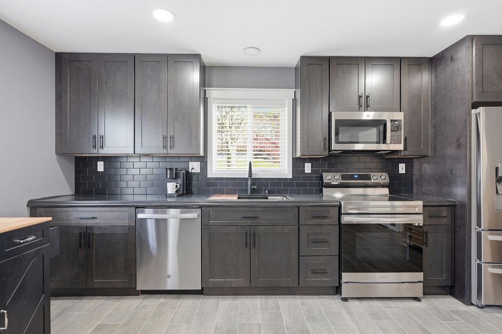 424 N Sheridan St - Photo 9