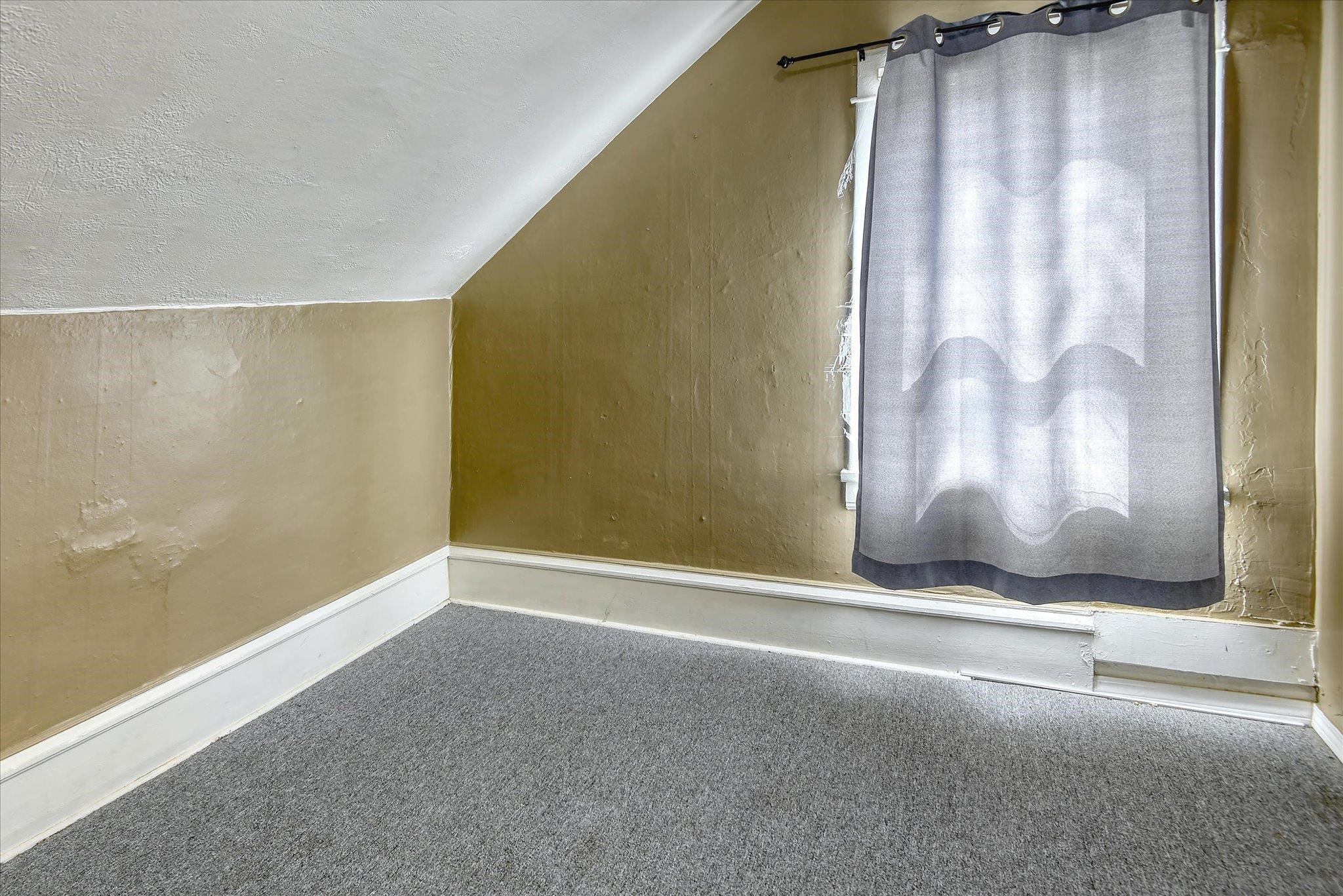 2314 E 6th Ave - Photo 17