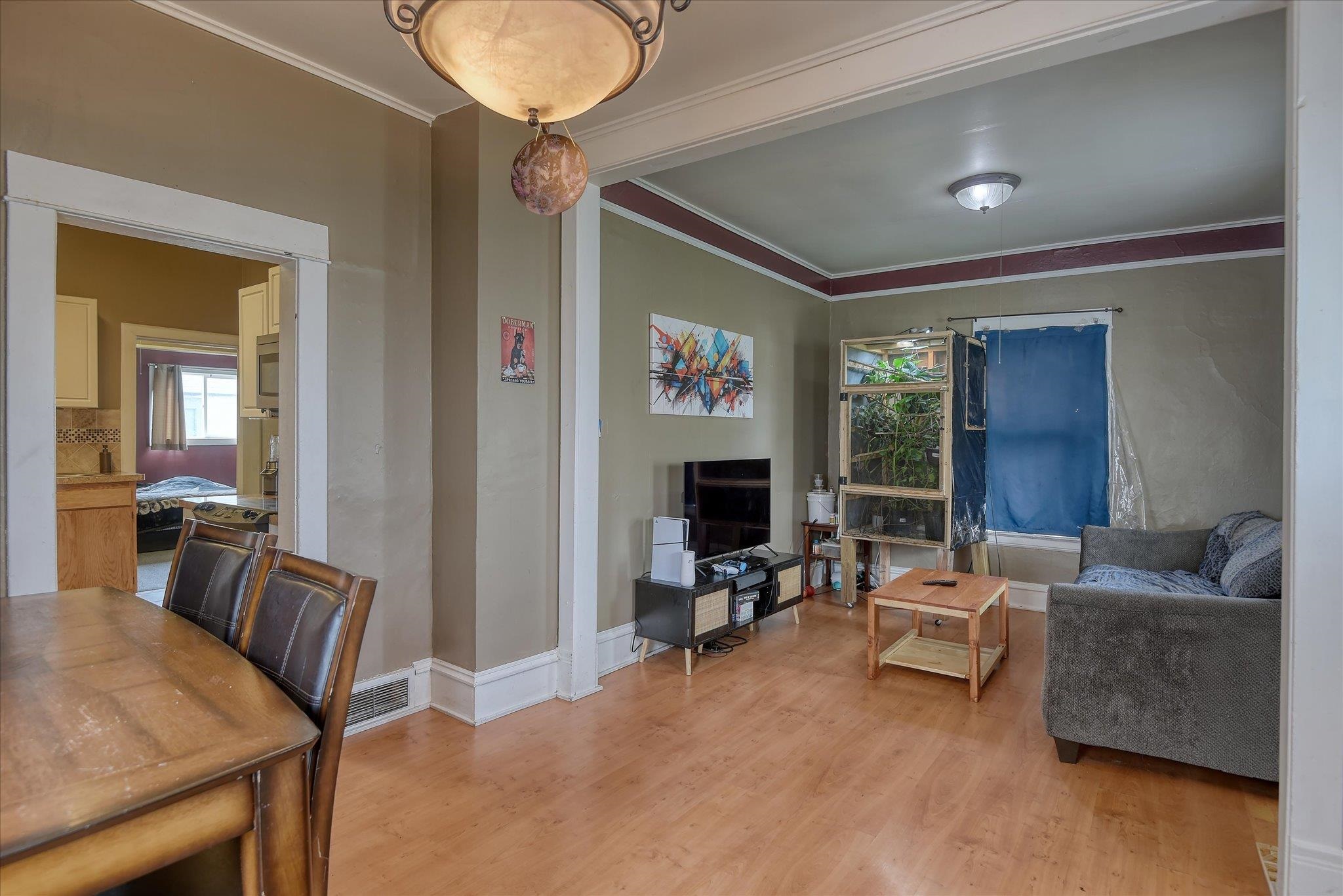 2314 E 6th Ave - Photo 3