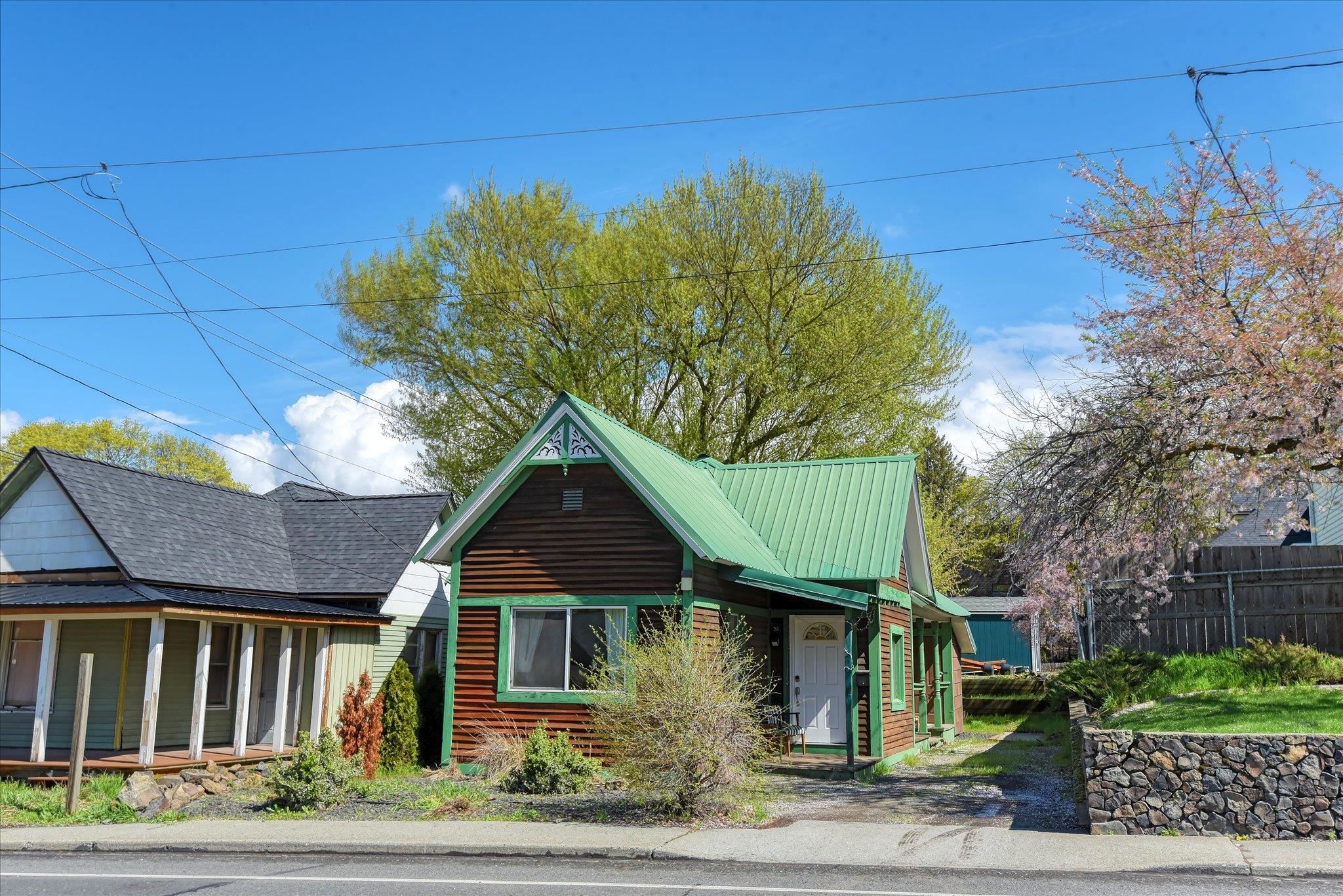 735 S Sherman St - Photo 22