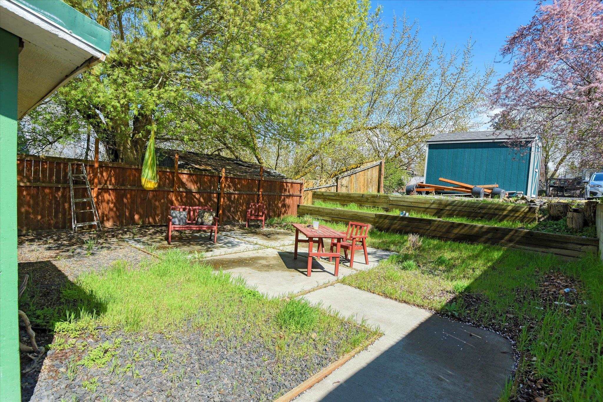 735 S Sherman St - Photo 25