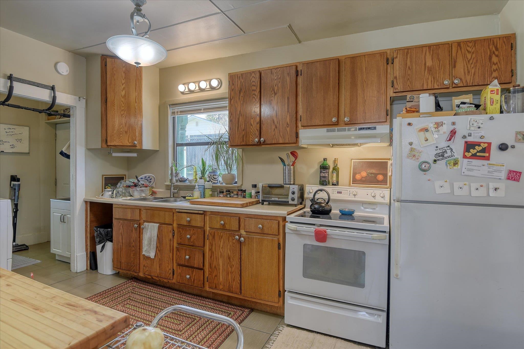 735 S Sherman St - Photo 9
