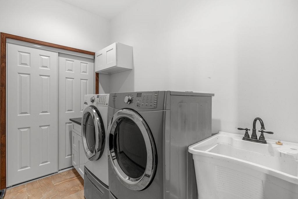 24817 E Liberty Creek Ln - Photo 13
