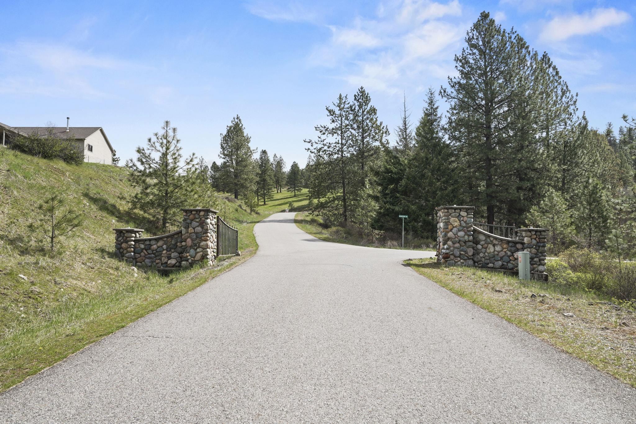 N Rockspring Ln - Photo 1