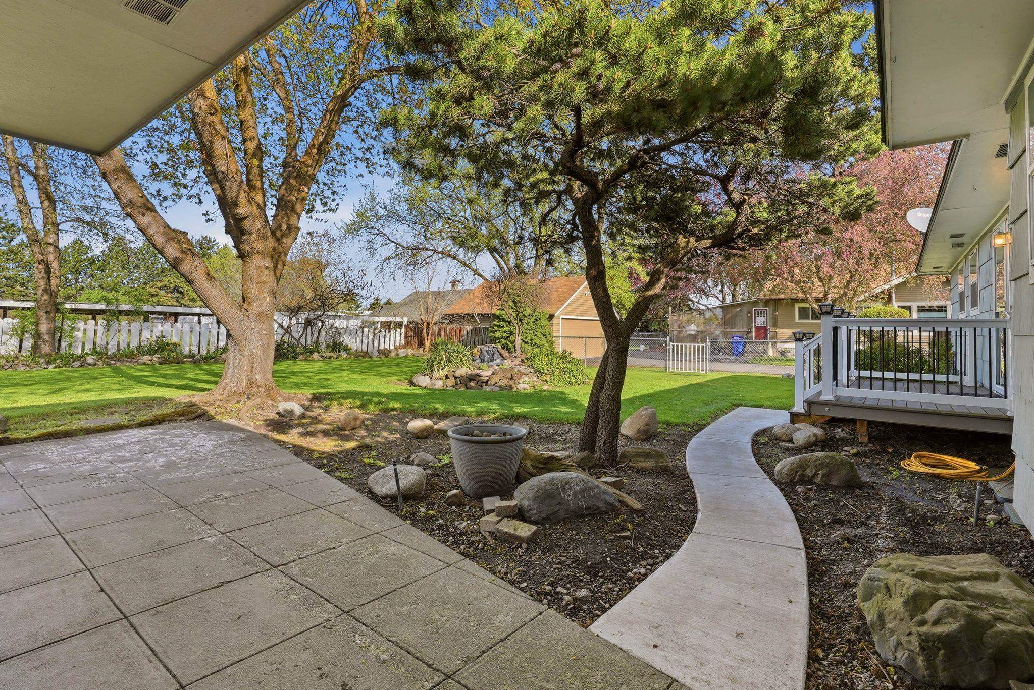601 N FARR Rd - Photo 28