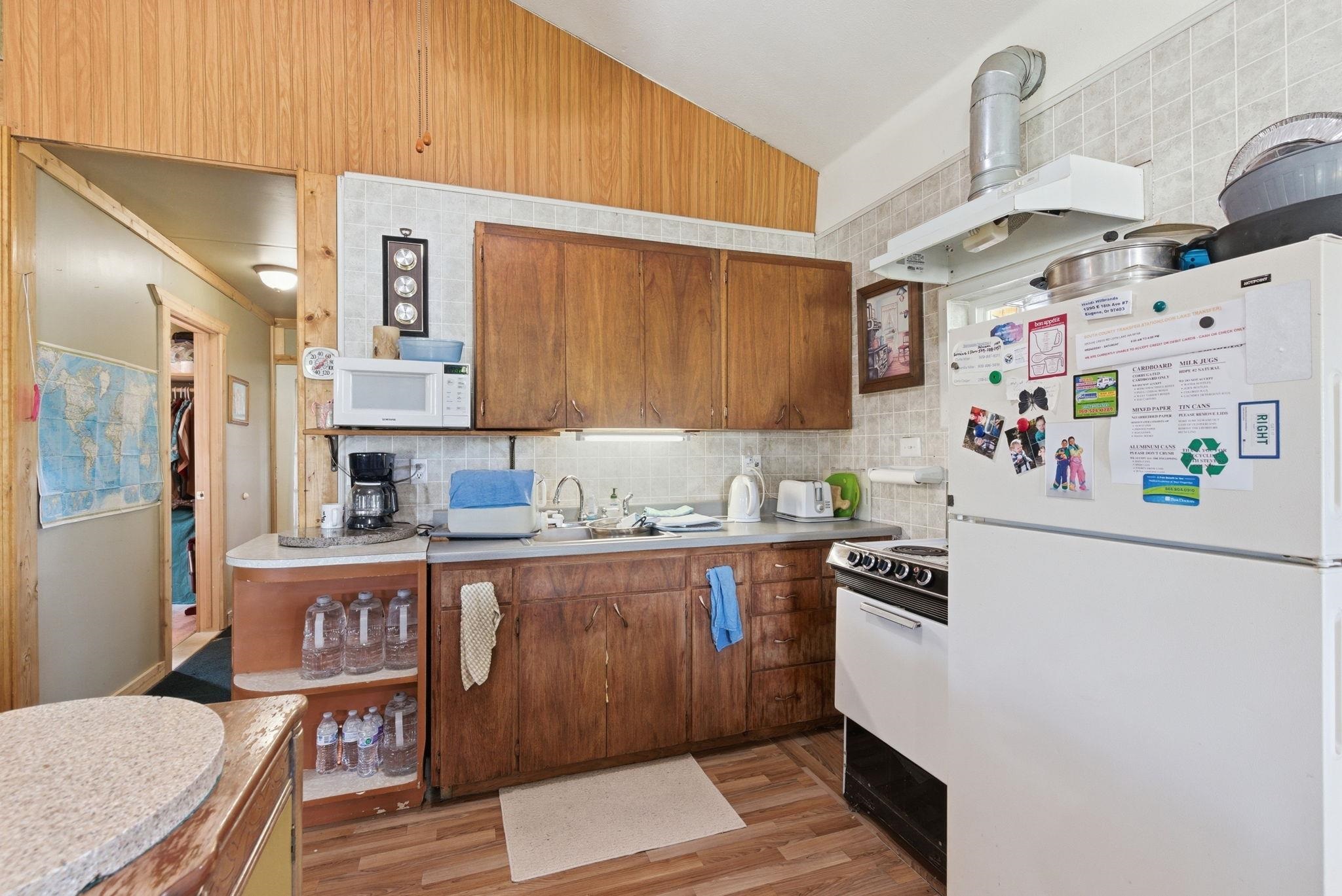 4548 Emilys Way - Photo 13