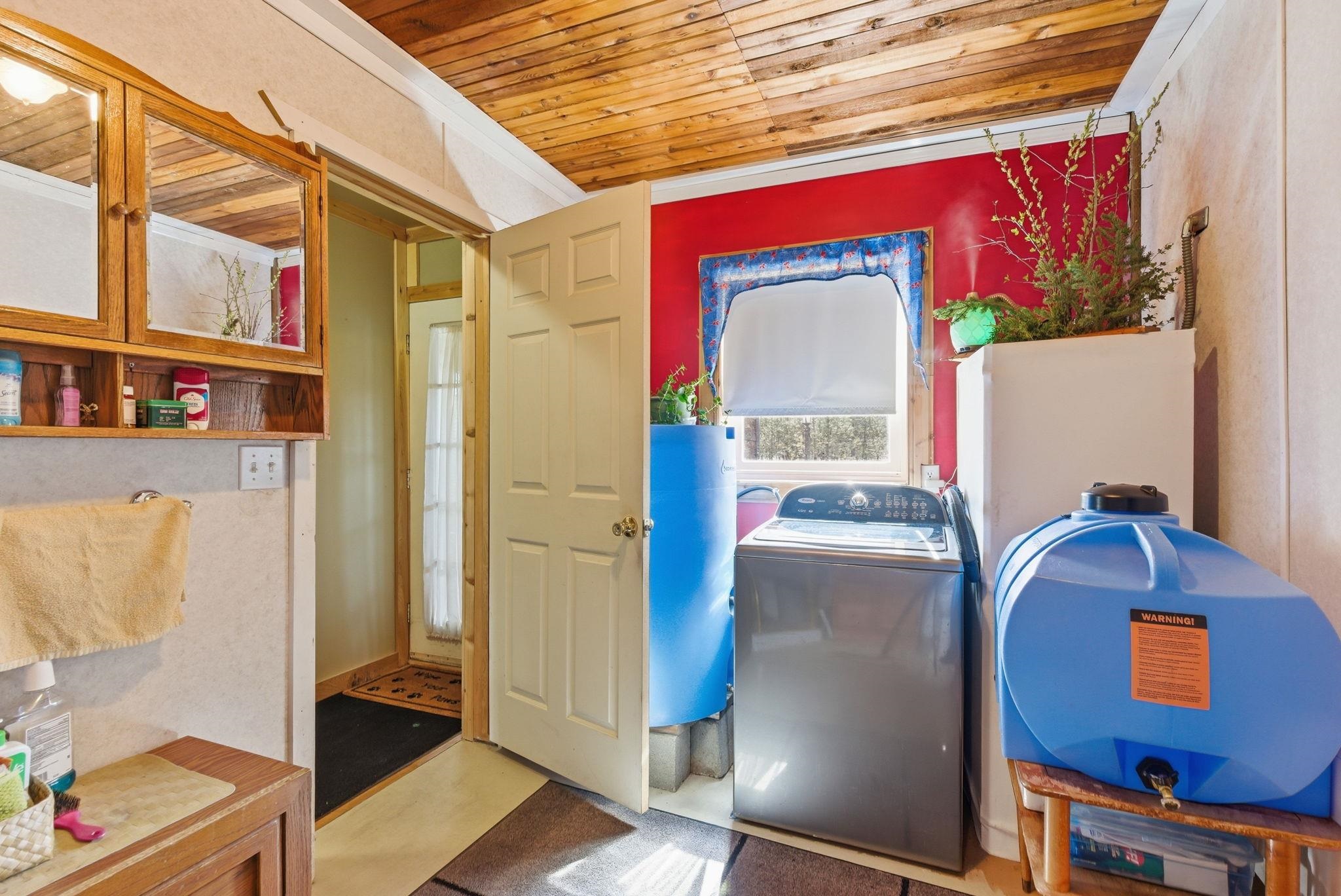 4548 Emilys Way - Photo 20