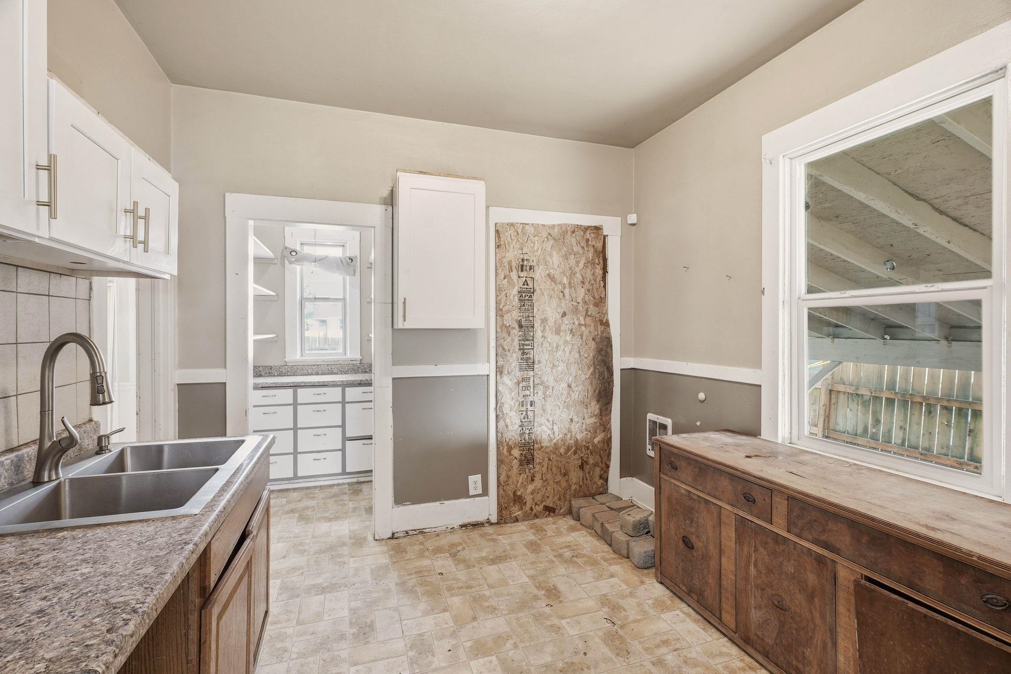 2938 N Wiscomb St - Photo 10