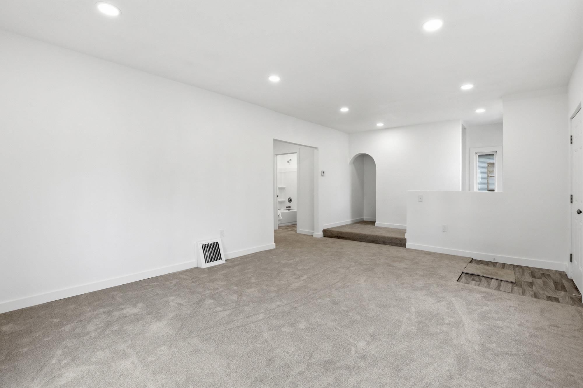 2313 E 5TH Ave - Photo 11