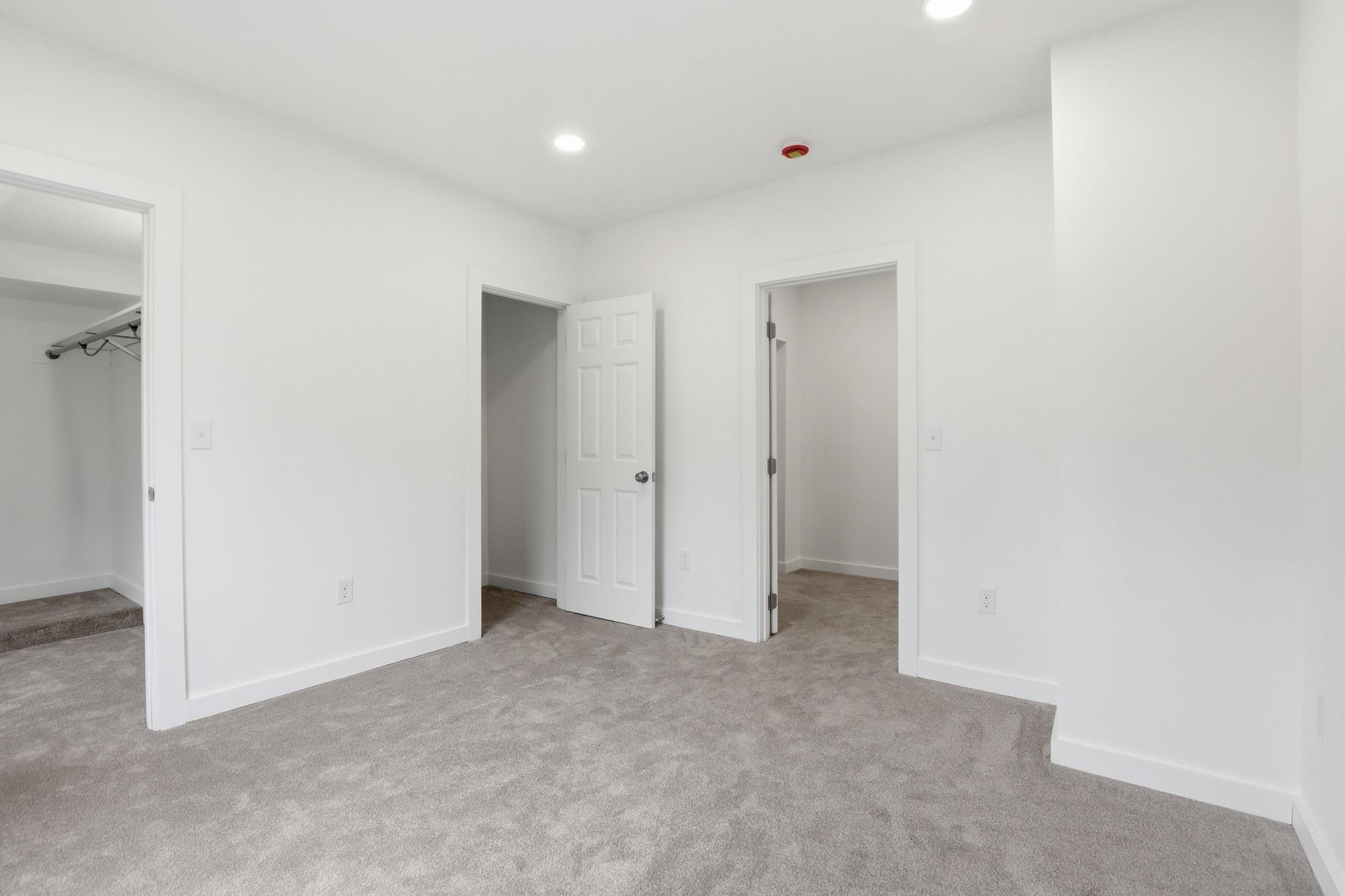 2313 E 5TH Ave - Photo 17