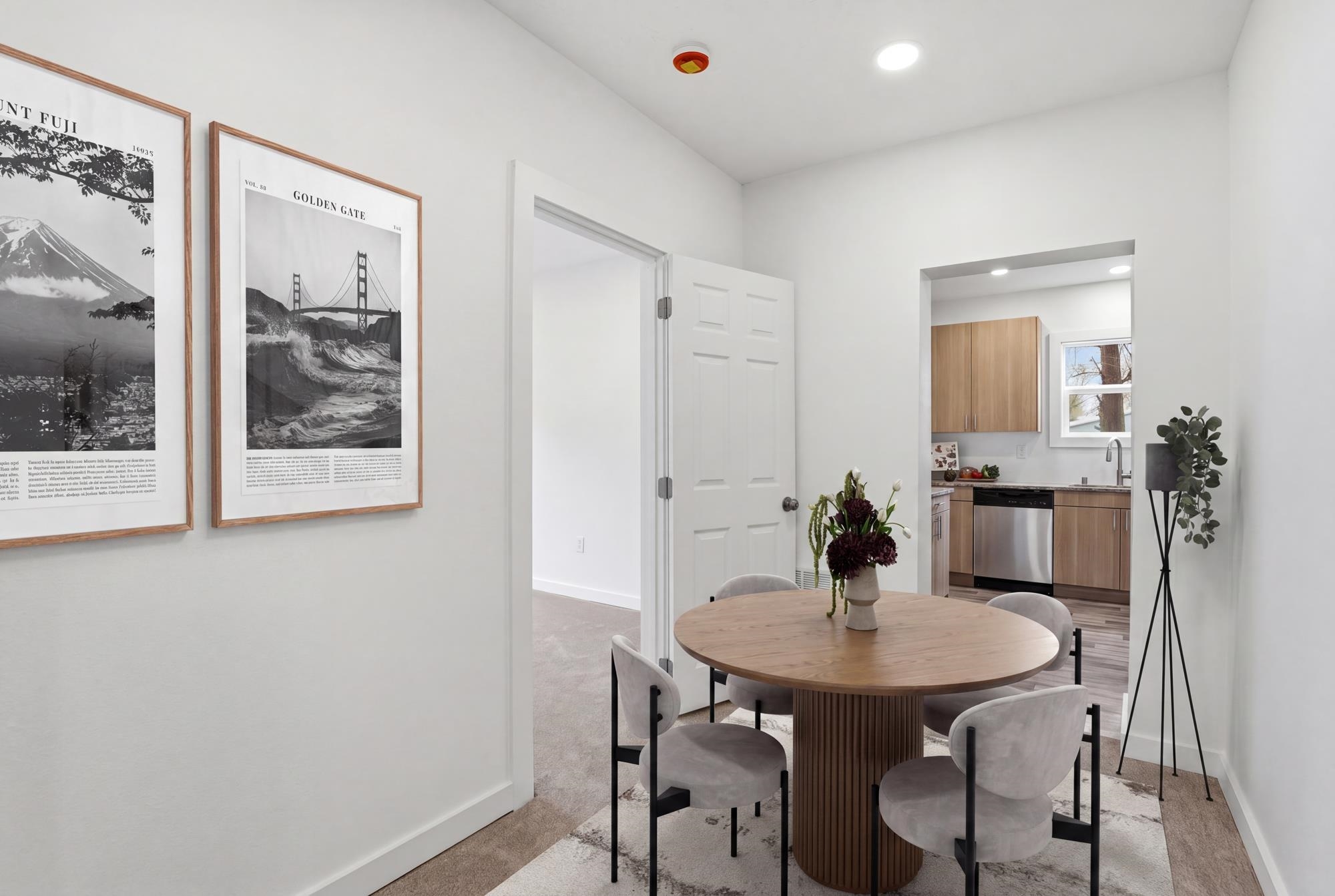2313 E 5TH Ave - Photo 9