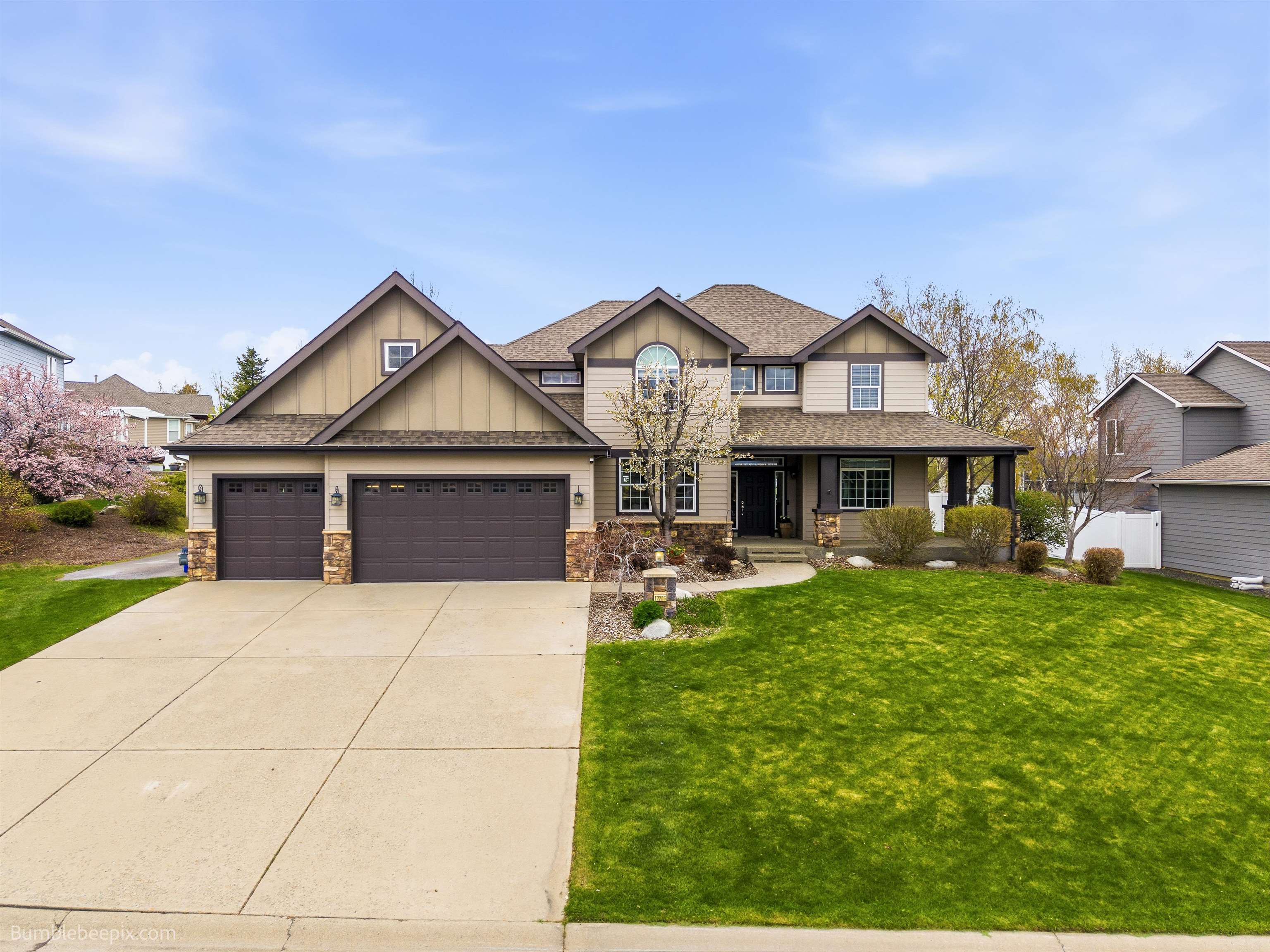 17205 E Morningside Ln - Photo 1