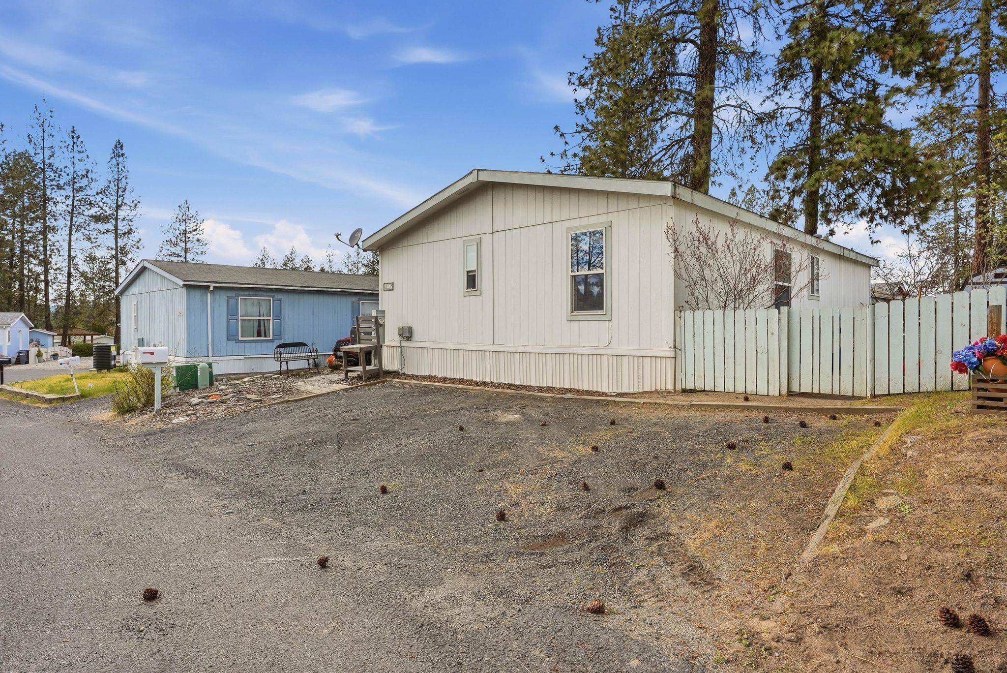 14835 N Dixie Ln - Photo 2