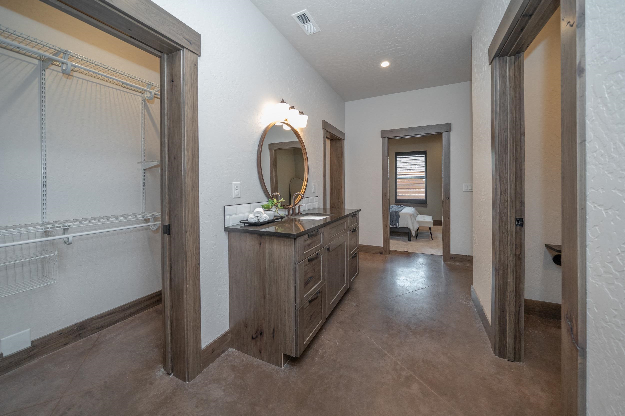 11411 N Nine Mile Rd - Photo 29