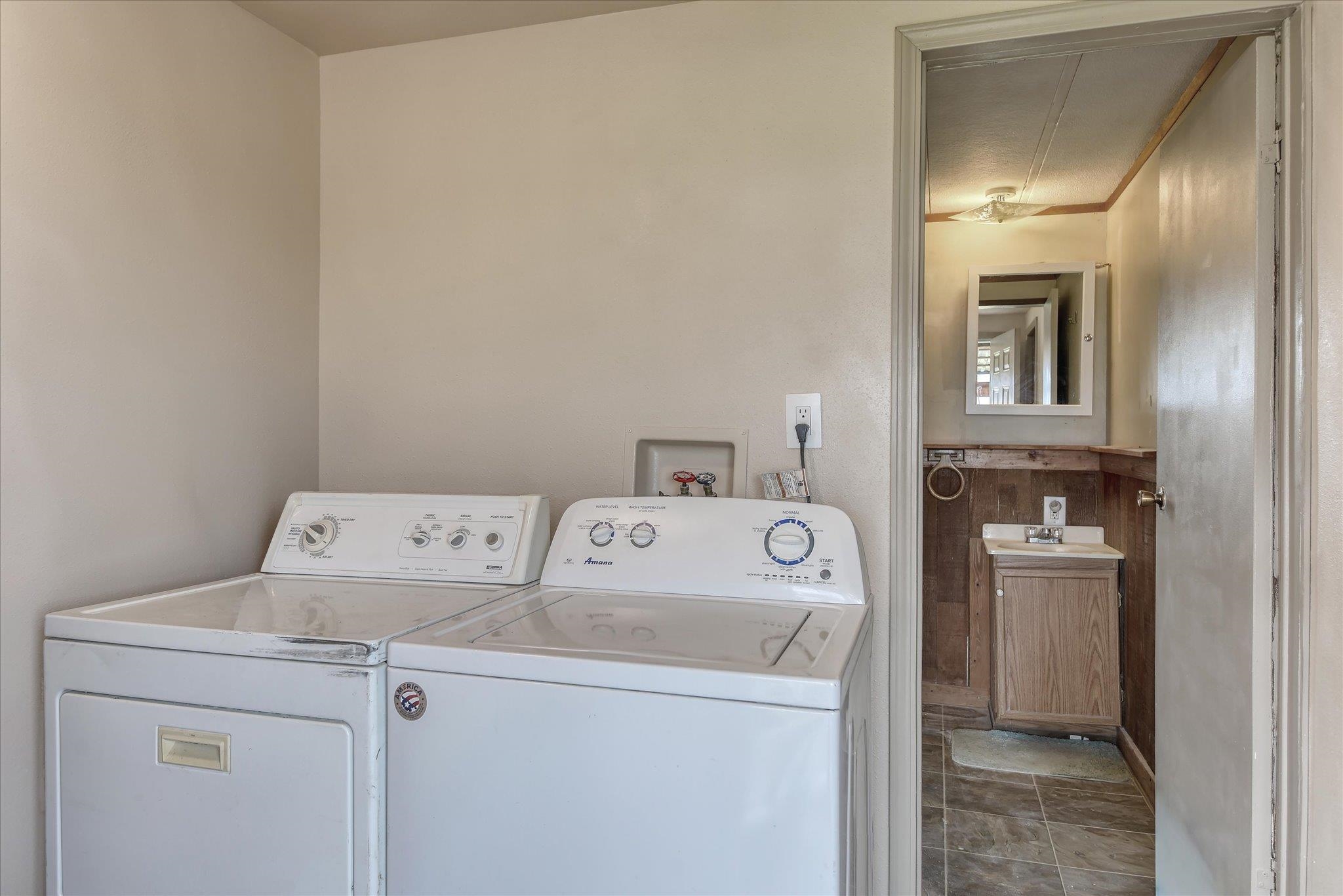 2201 N Craig Rd - Photo 11