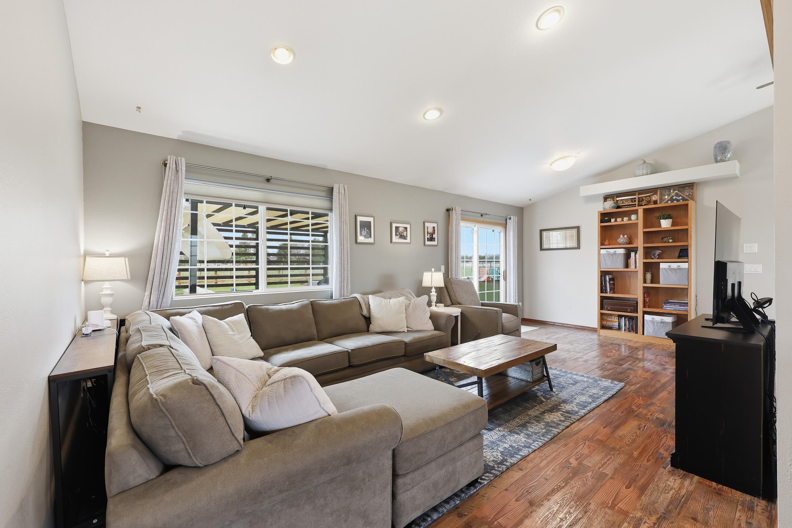 3916 W Dakin Ln - Photo 5