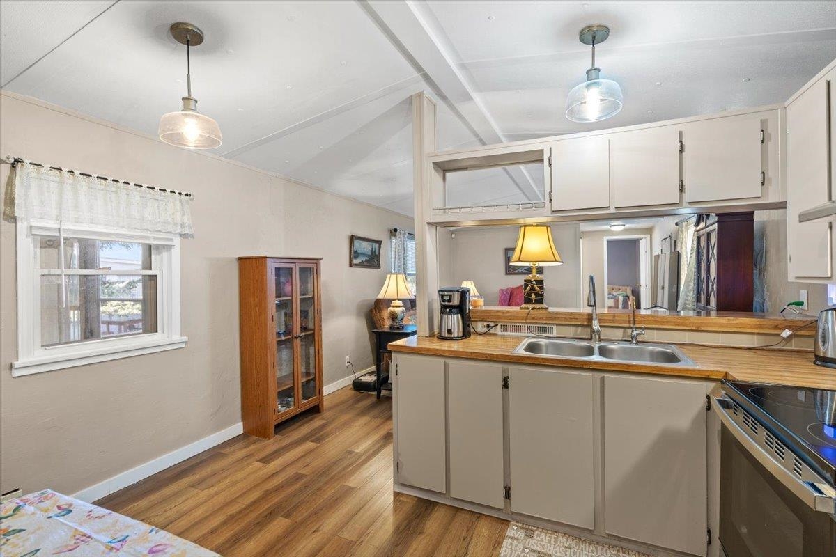 2201 N Craig Rd - Photo 12
