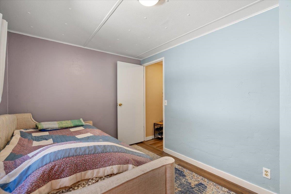 2201 N Craig Rd - Photo 16