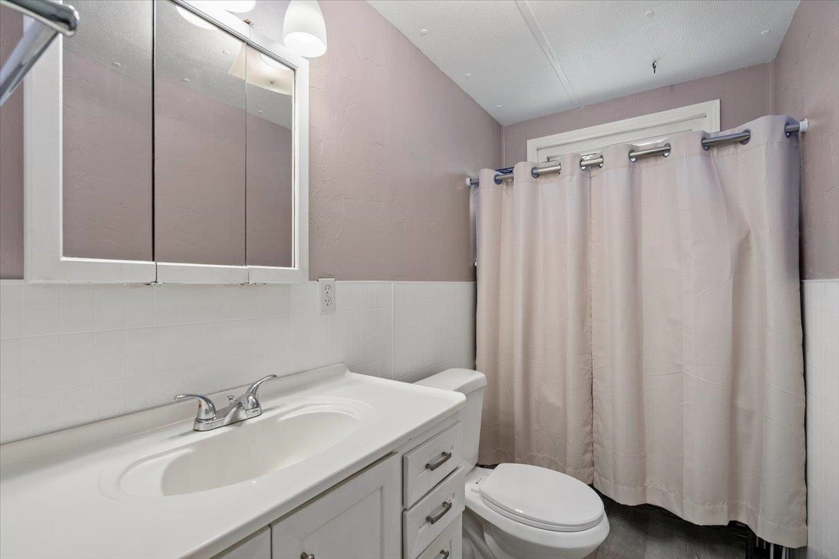 2201 N Craig Rd - Photo 17