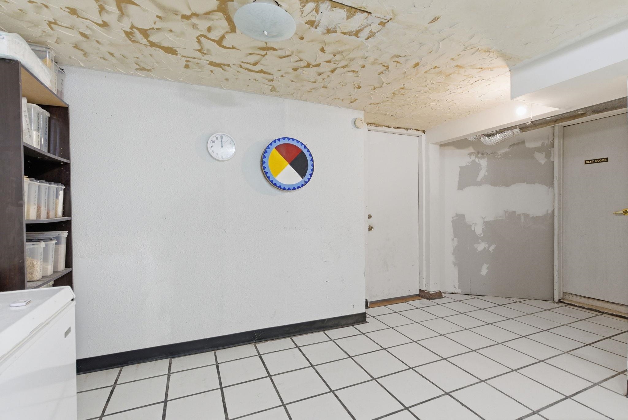 2211 W Rowan Ave - Photo 24