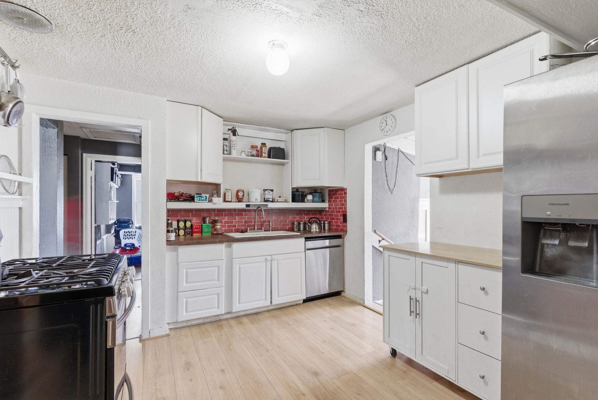 2211 W Rowan Ave - Photo 10