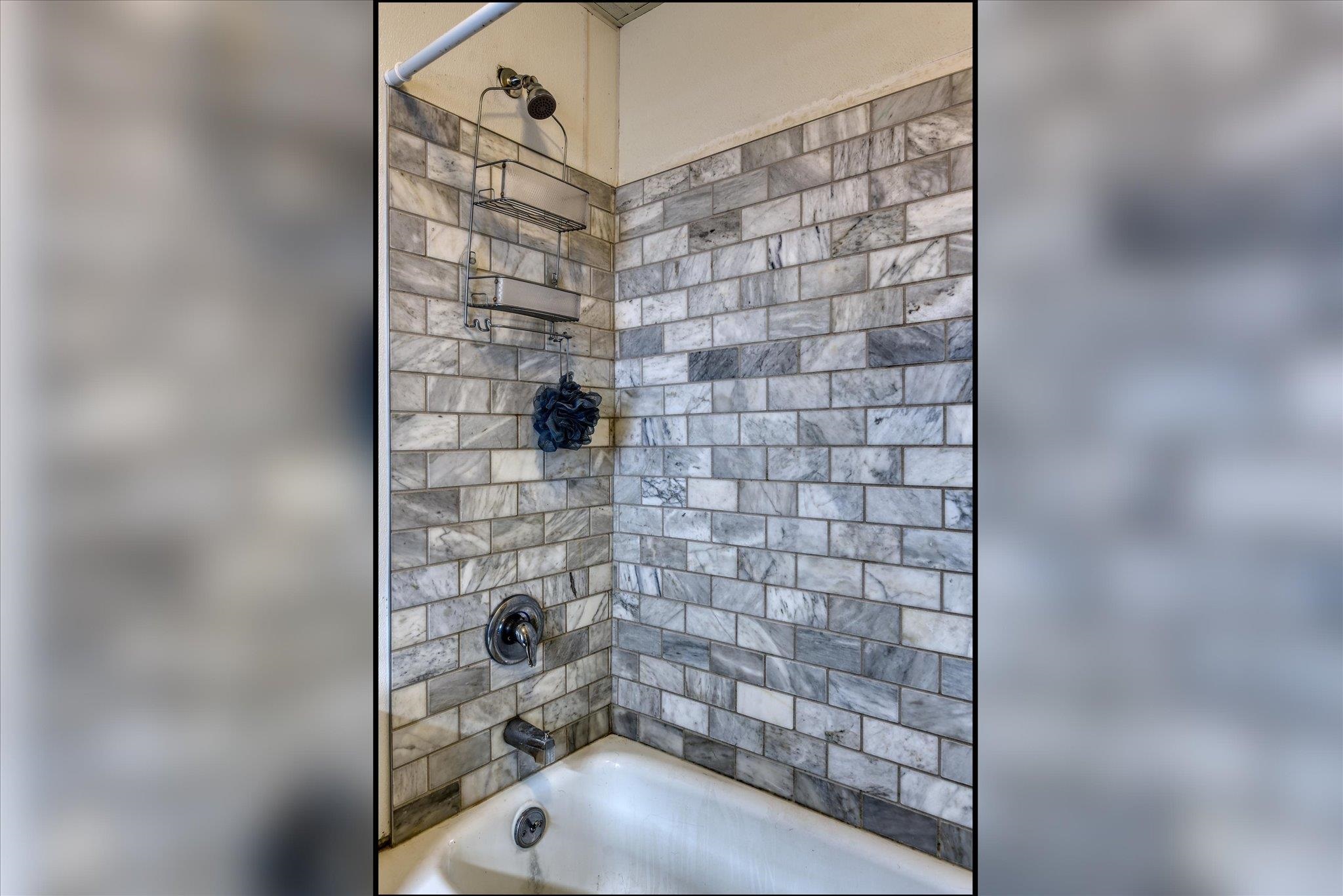 2612 W Gardner Ave - Photo 23