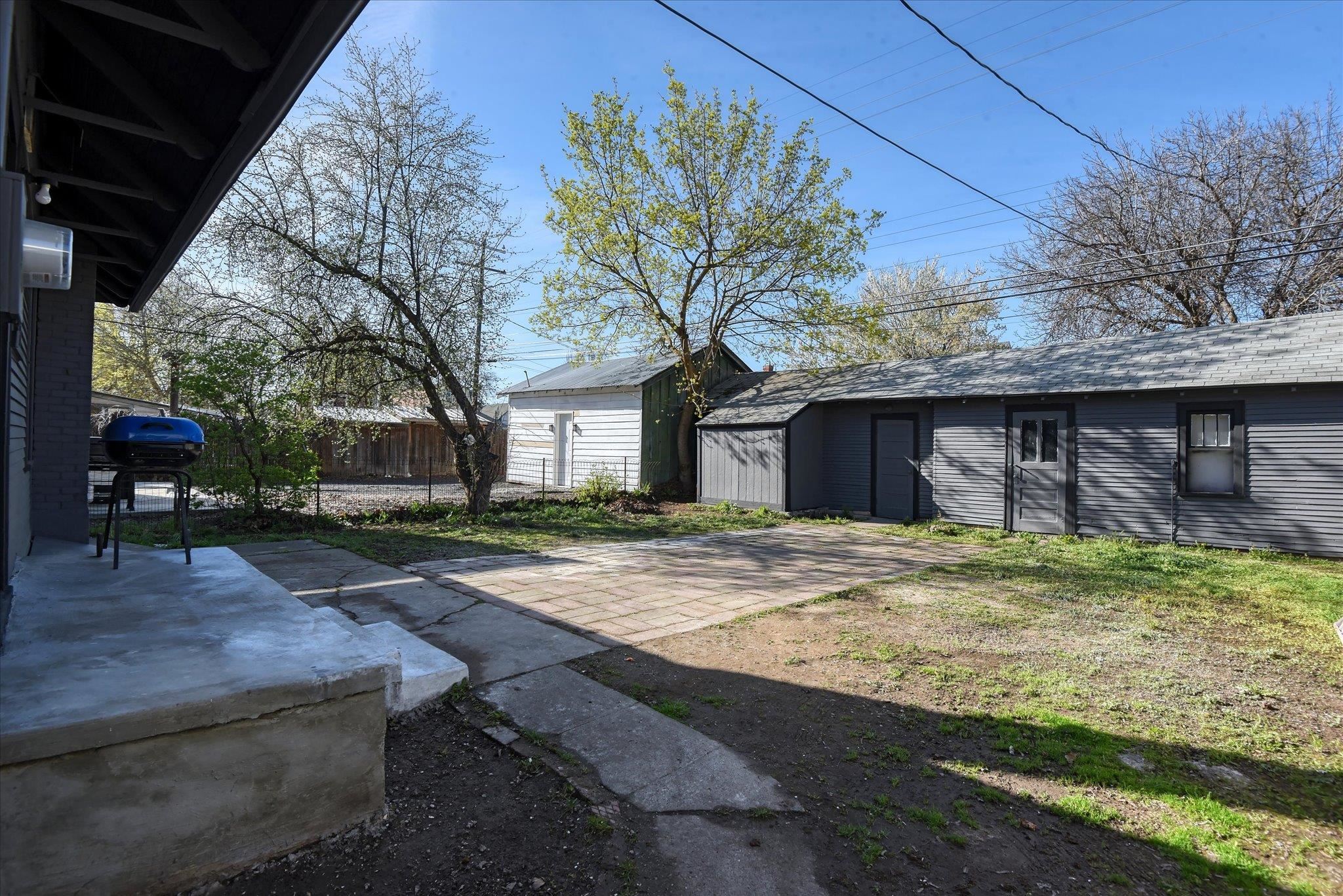 2612 W Gardner Ave - Photo 37