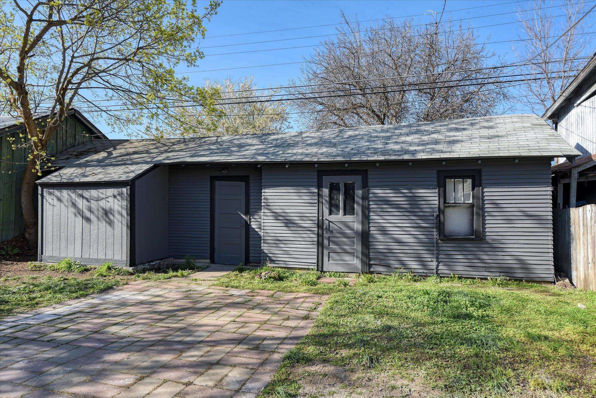 2612 W Gardner Ave - Photo 38