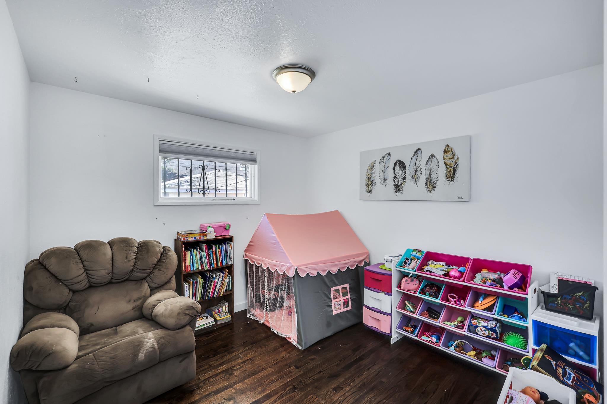 5917 N ADDISON St - Photo 16