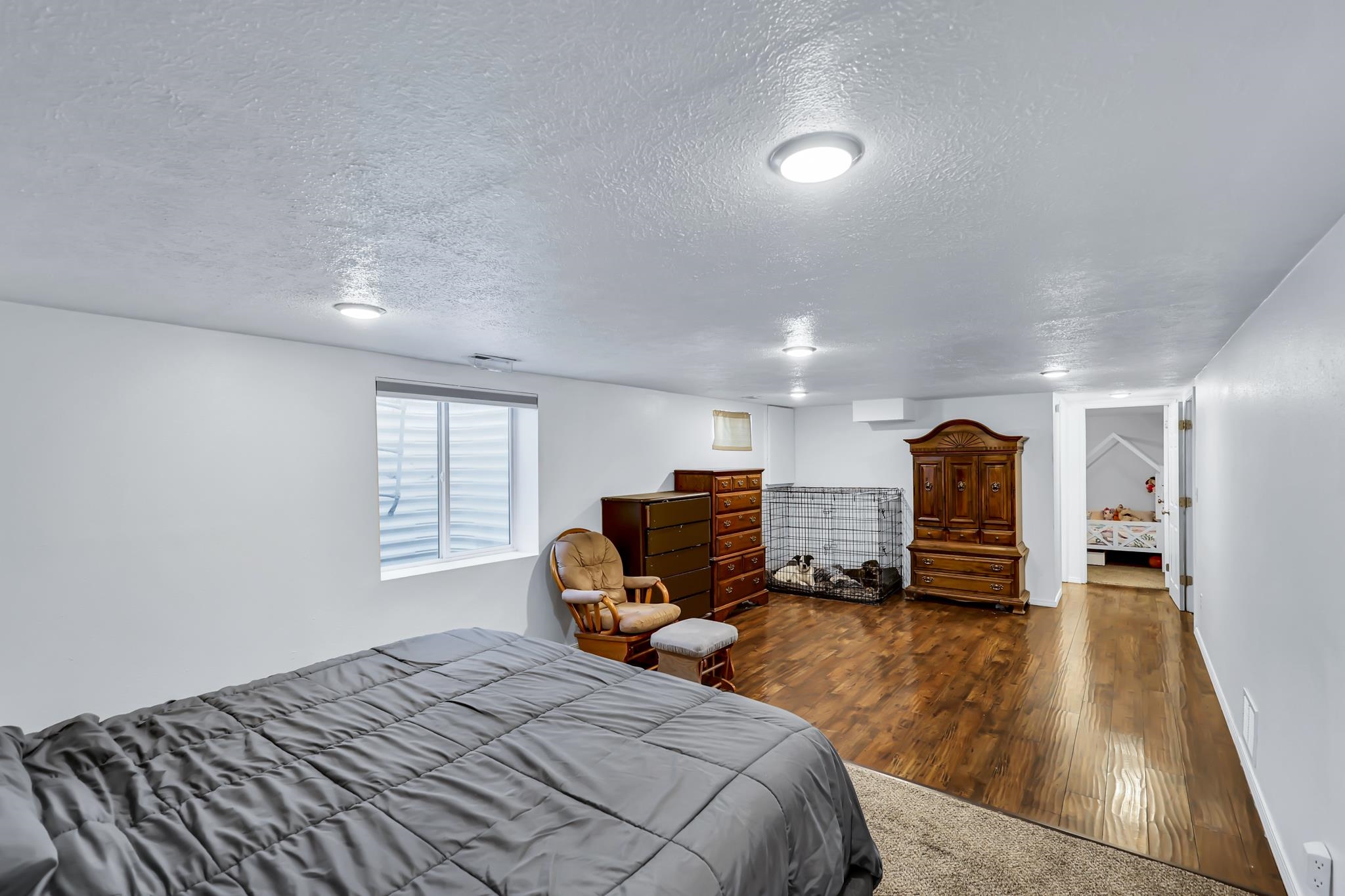 5917 N ADDISON St - Photo 26