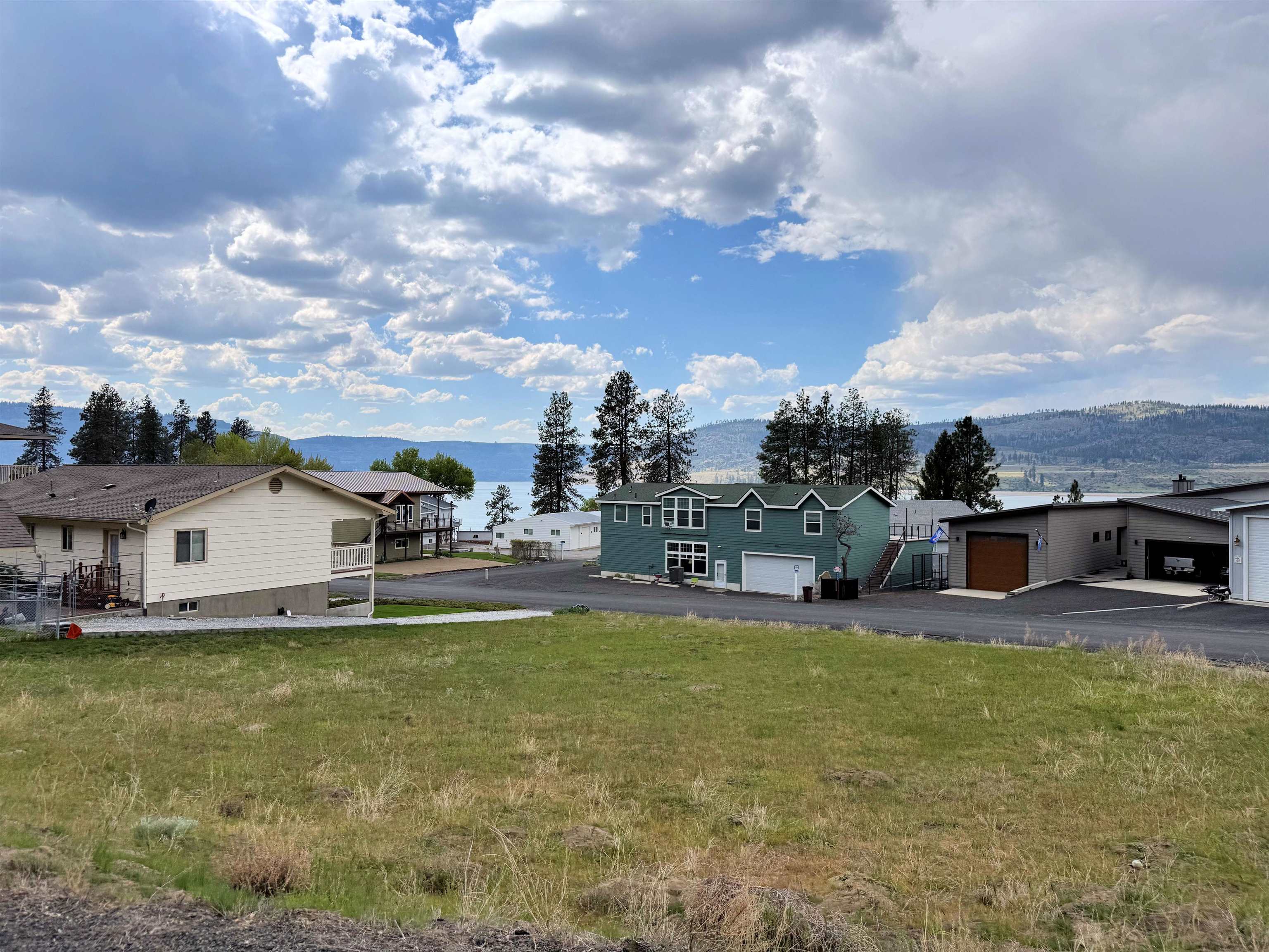 3317 Roosevelt Dr - Photo 1