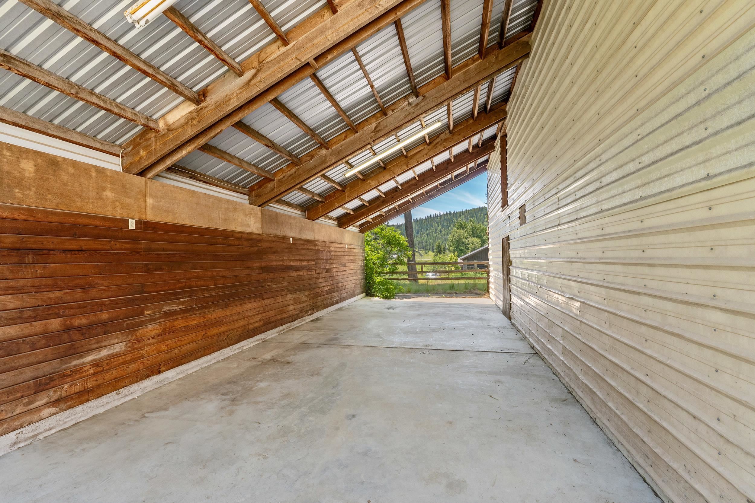 252 Davaz-Carlton Rd - Photo 34