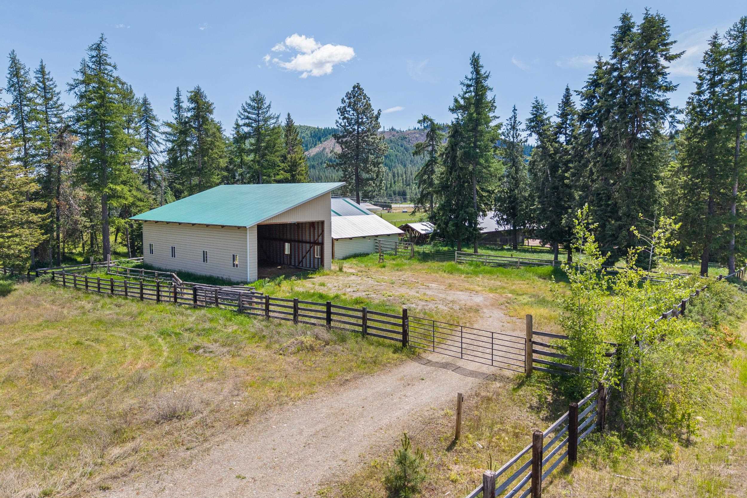 252 Davaz-Carlton Rd - Photo 35