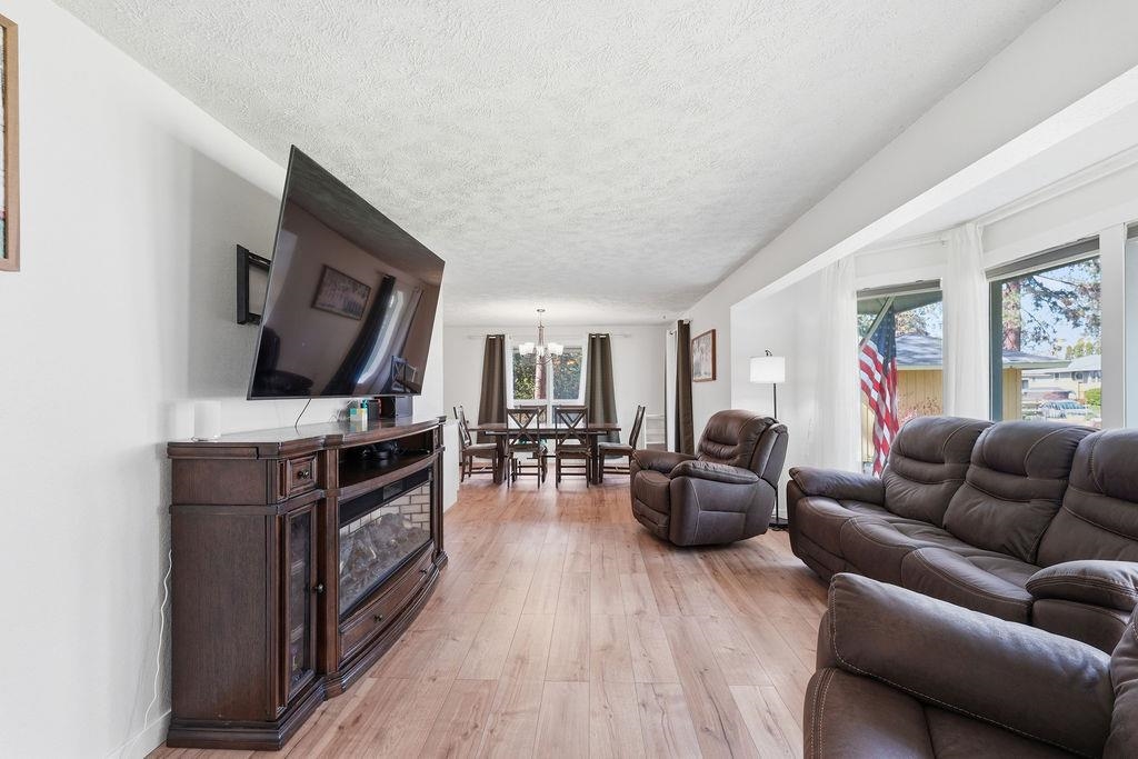 8607 N Kelly Ct - Photo 4