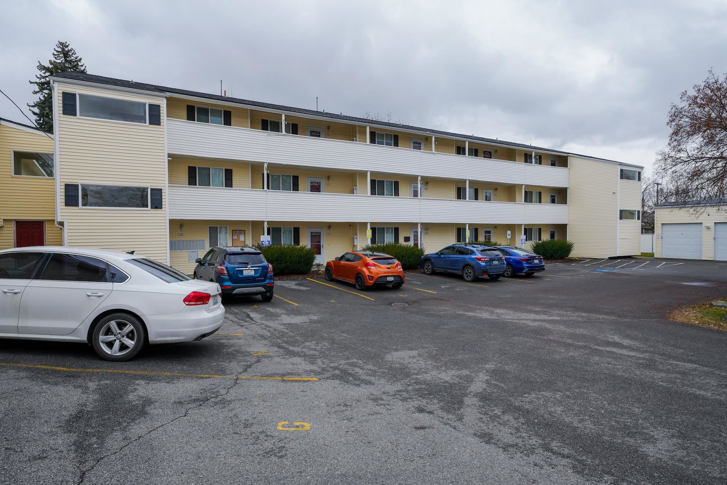 222 N Hutchinson Rd - Photo 24
