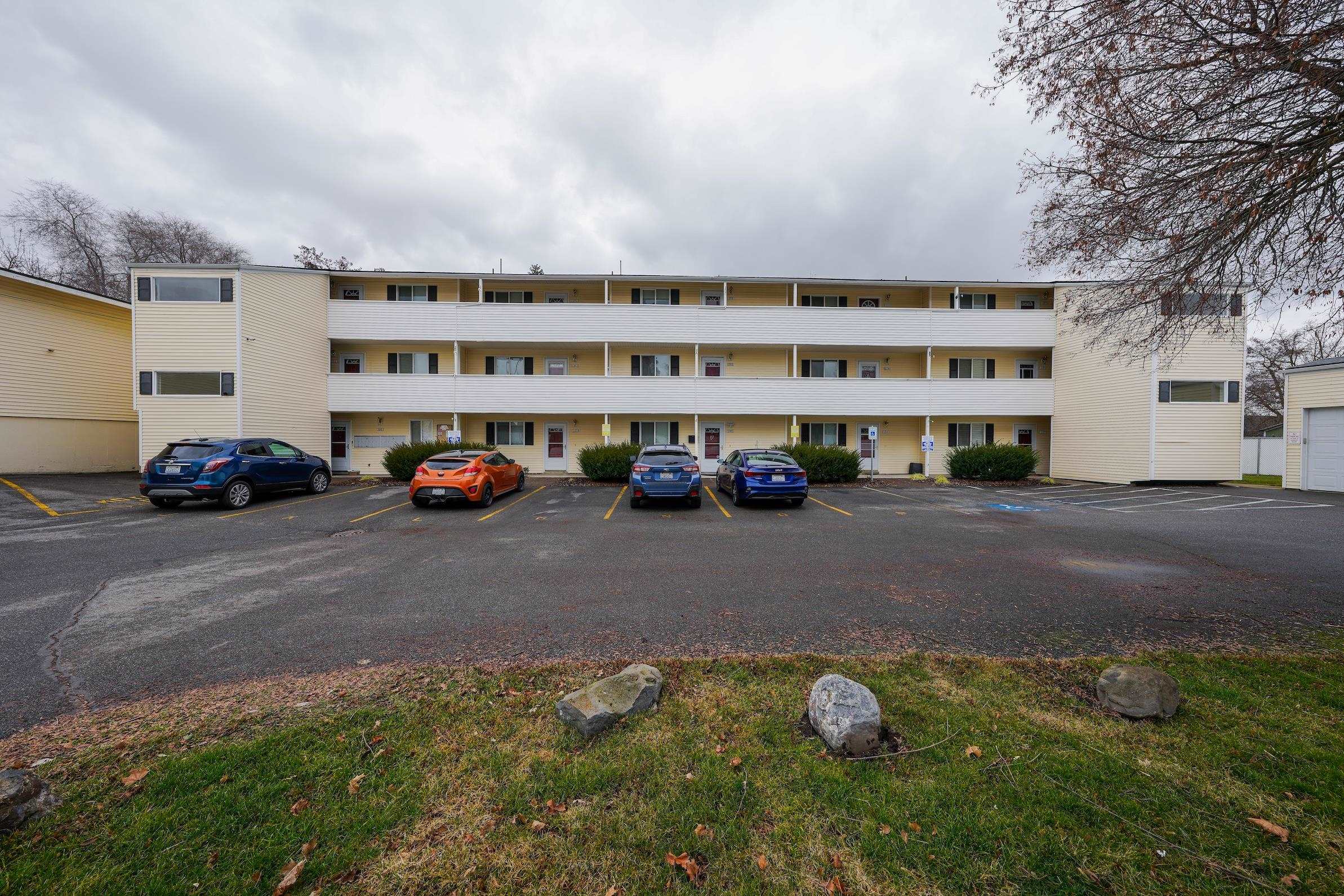 222 N Hutchinson Rd - Photo 25