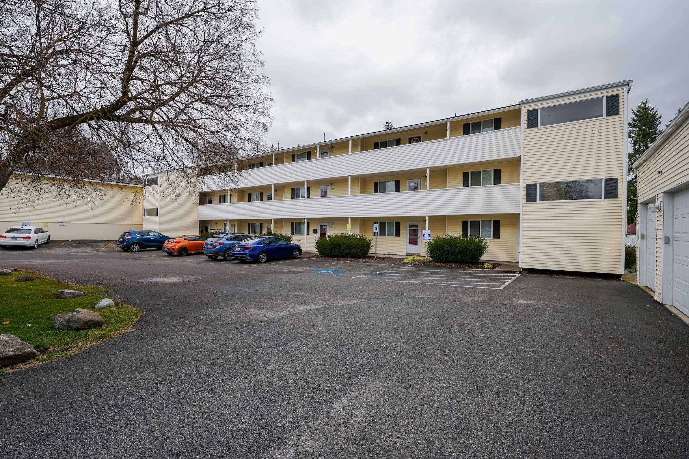 222 N Hutchinson Rd - Photo 27